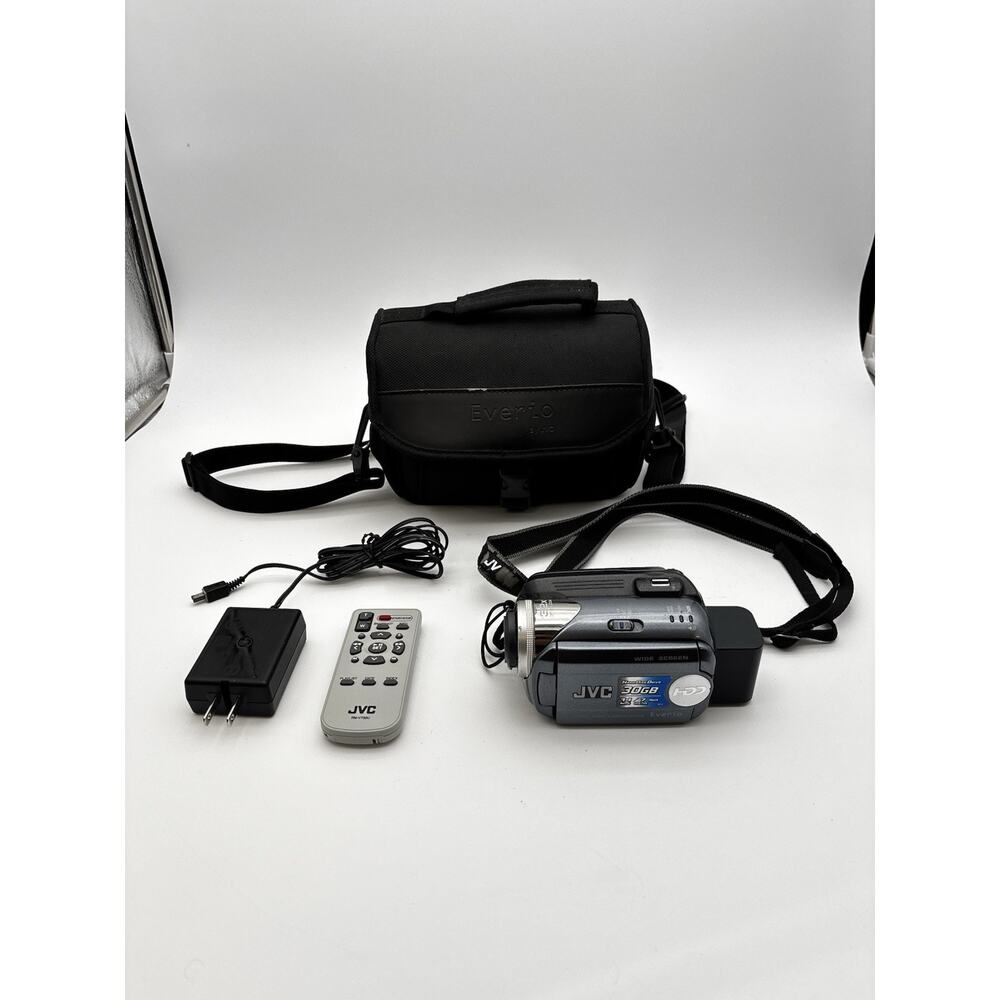 JVC Everio GZ-MG37U 30GB Hard Disk Drive Camcorder With Charger TESTED Works.